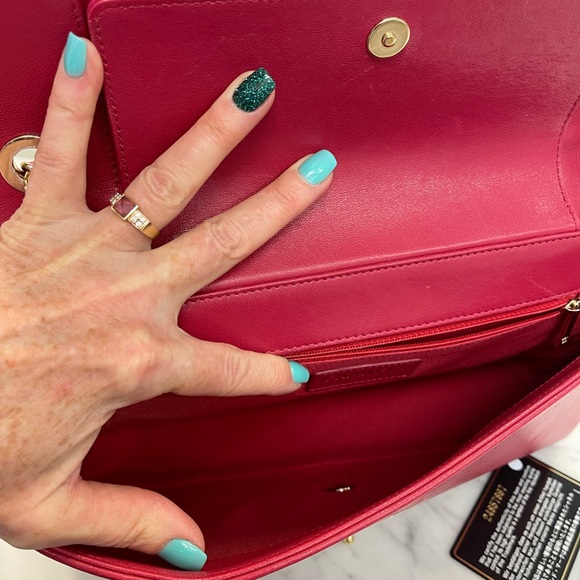 ❌❌SOLD on another site❌❌ Chanel Vintage Mademoiselle Flap bag in deep pink - Picture 13 of 13